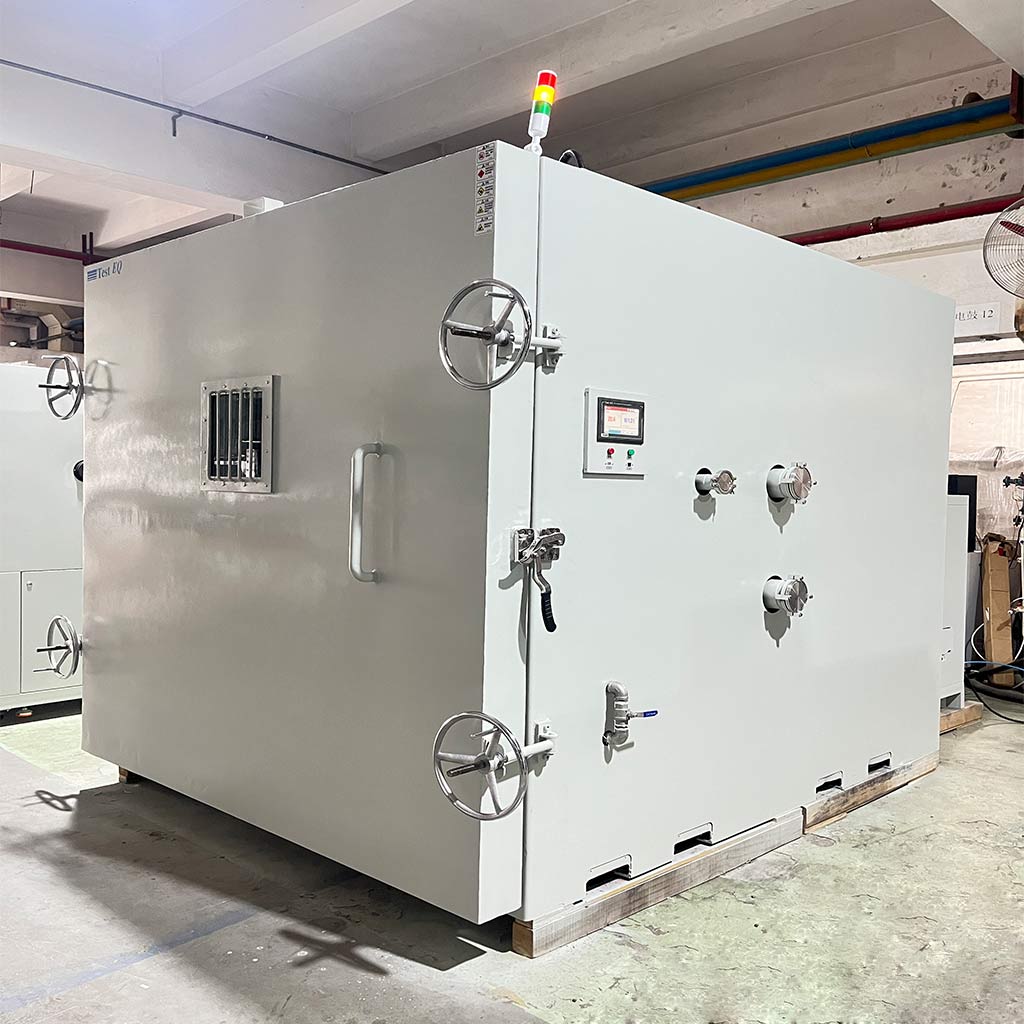 Temperature low pressure combined test chamber